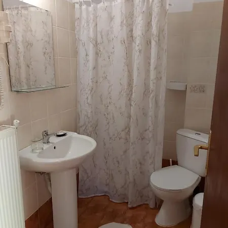 Traditional Vrigiis 3* Agios Germanos