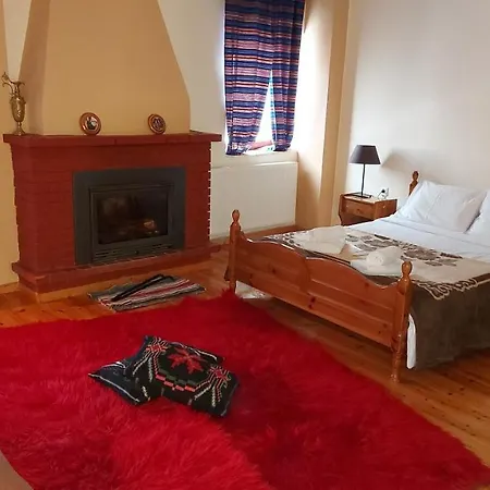 Guest house Traditional Vrigiis