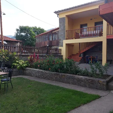 Guest house Traditional Vrigiis