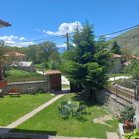 Gasthof Traditional Vrigiis Agios Germanos