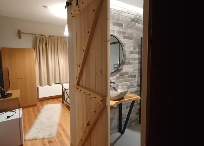 Traditional Vrigiis 3* Agios Germanos
